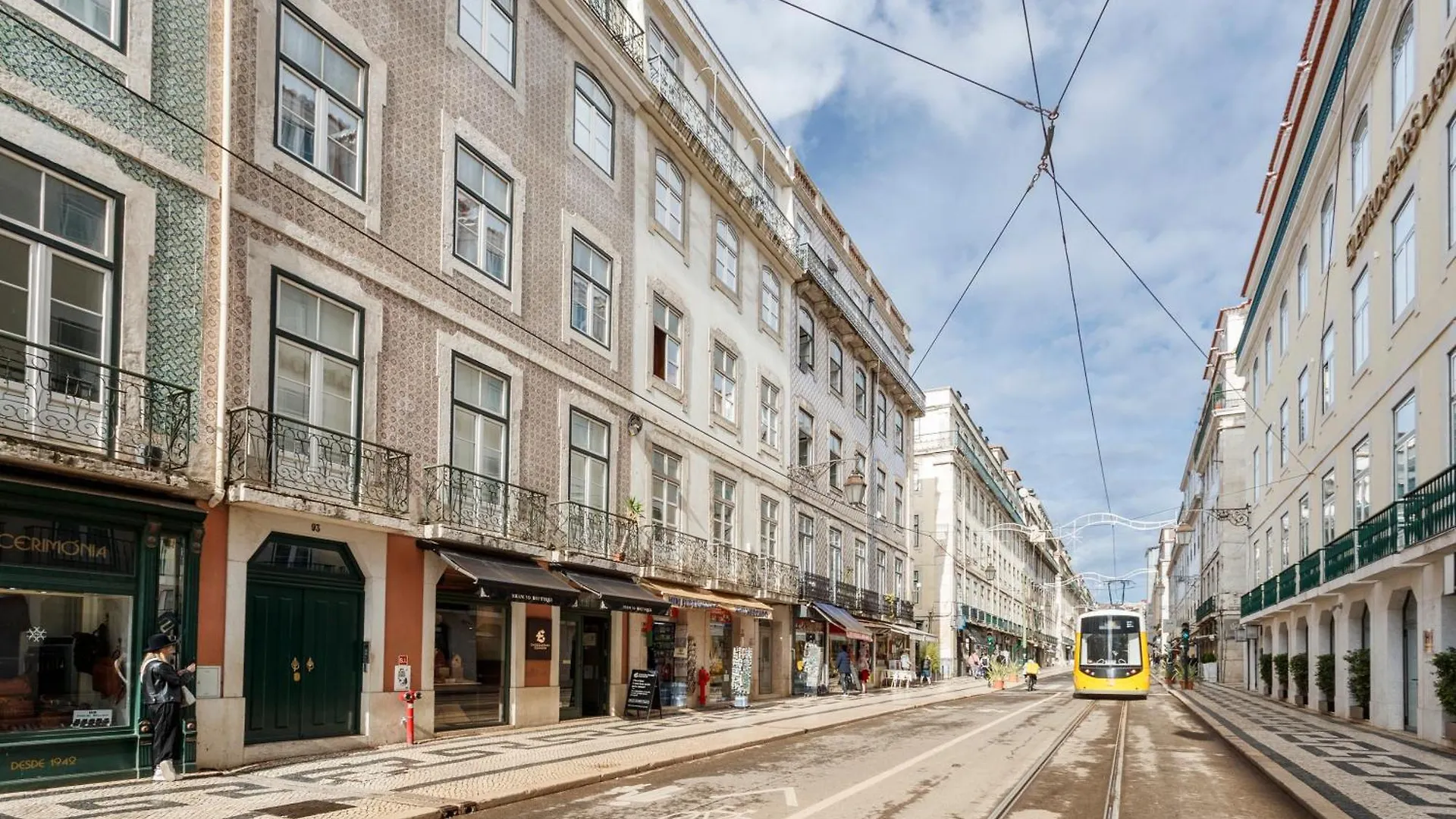 Bedrooms In Shared Apartment In Modern Accommodation In Downtown Lisbon Guest house